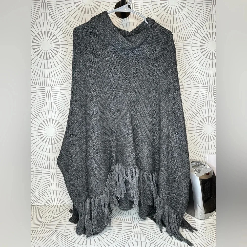 Gray Pullover sweater